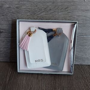 Gartner Studios Gray and White Gift Tags with Elegant Design